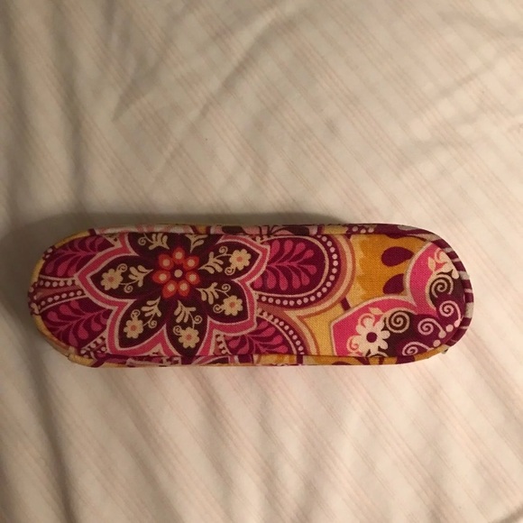 Vera Bradley Glasses Case - Picture 2 of 3